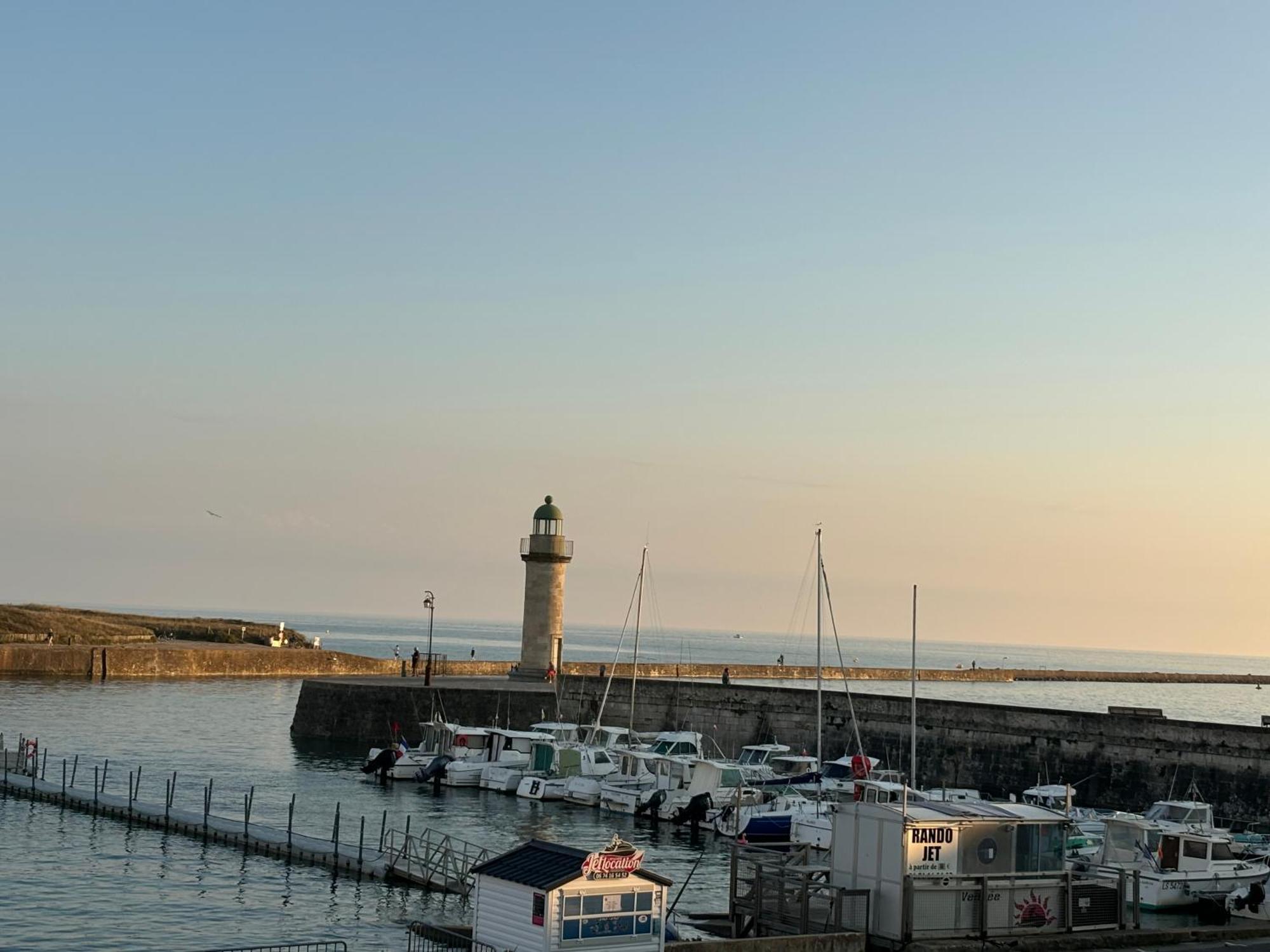 圣吉尔-克鲁瓦德维Vue Panoramique Port Et Ocean公寓 外观 照片